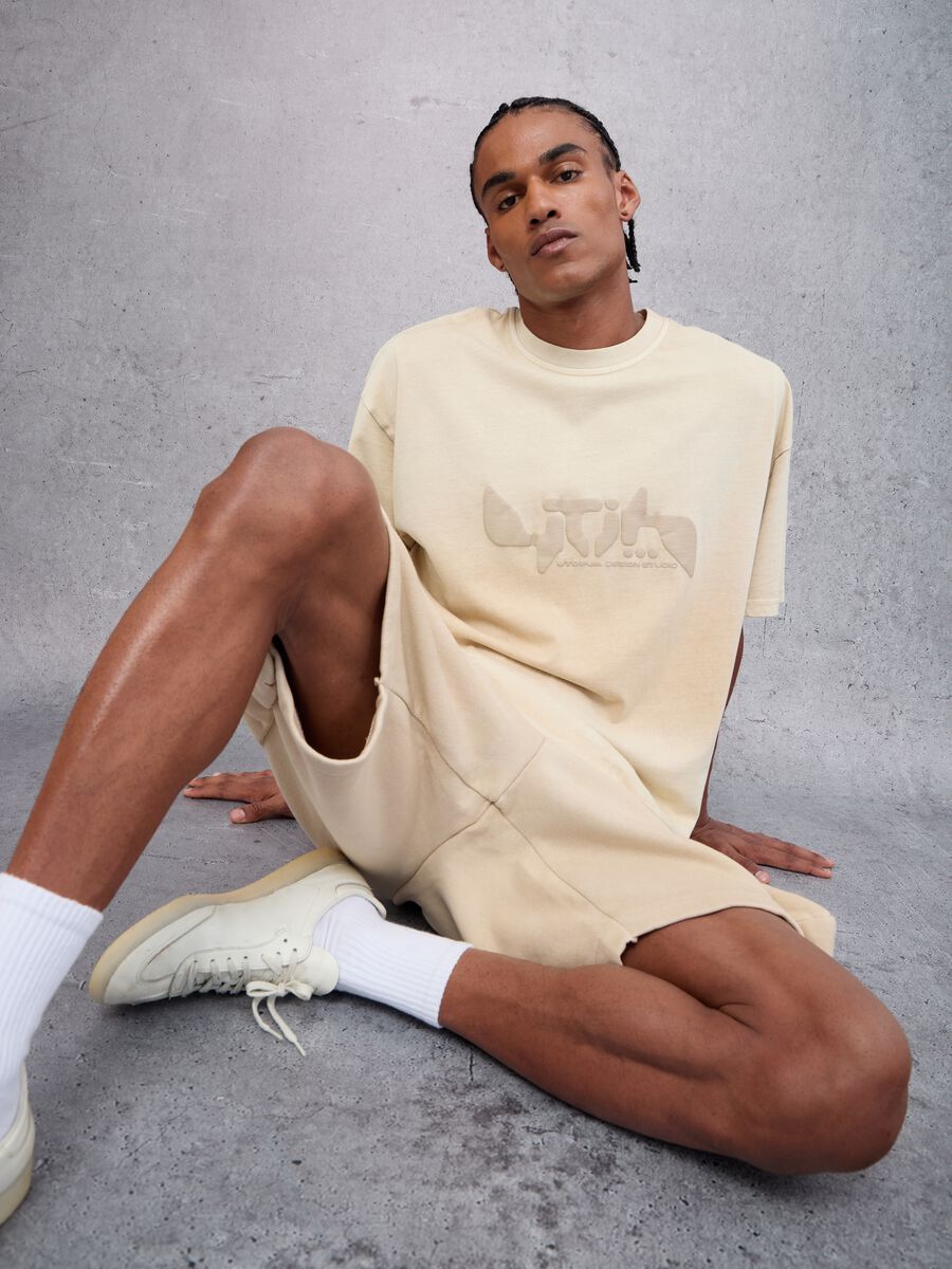 Sunfaded Graphic T-shirt Sand_2