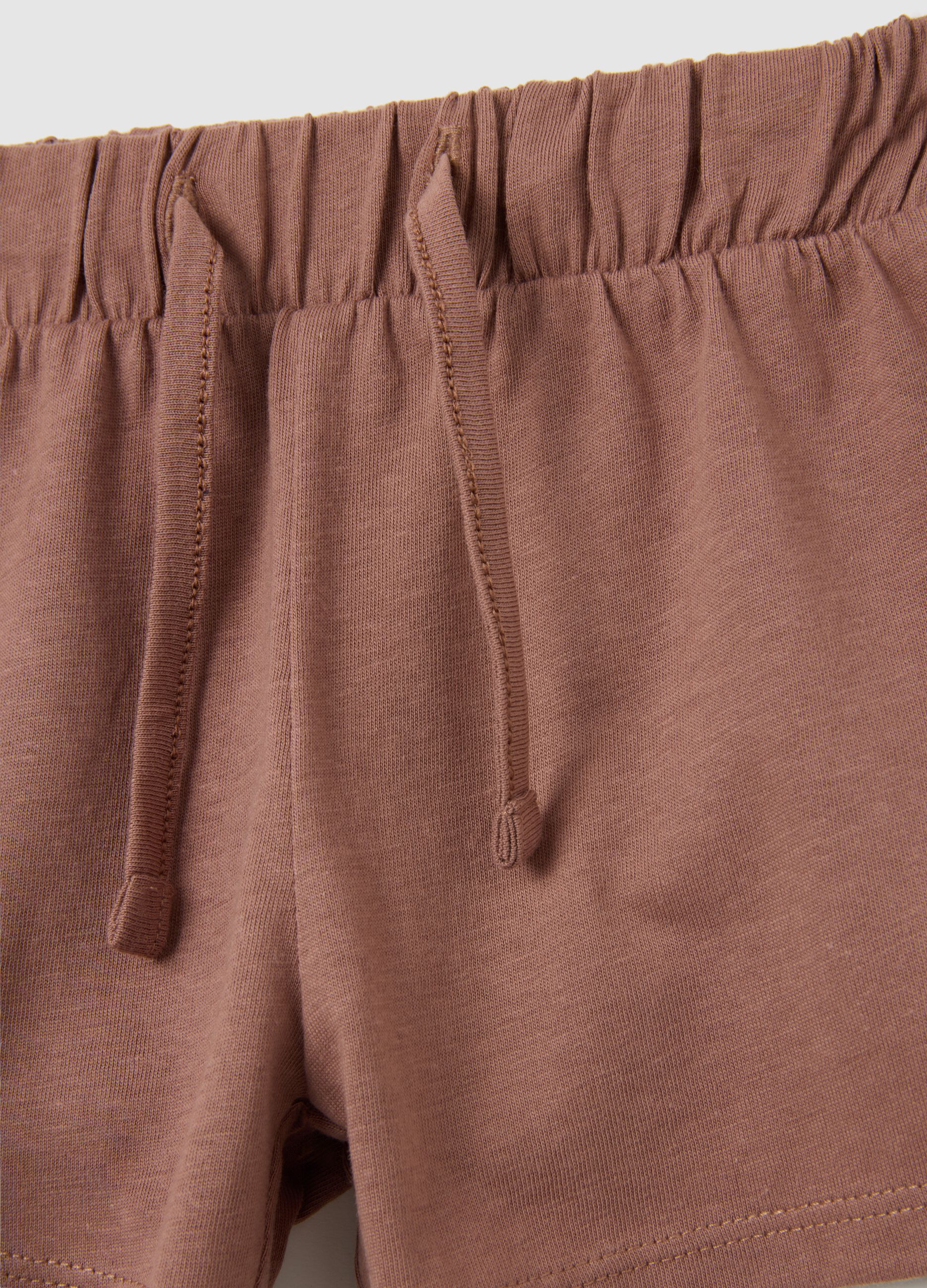 Completo estivo da bambina in puro cotone beige regular fit con stampa
