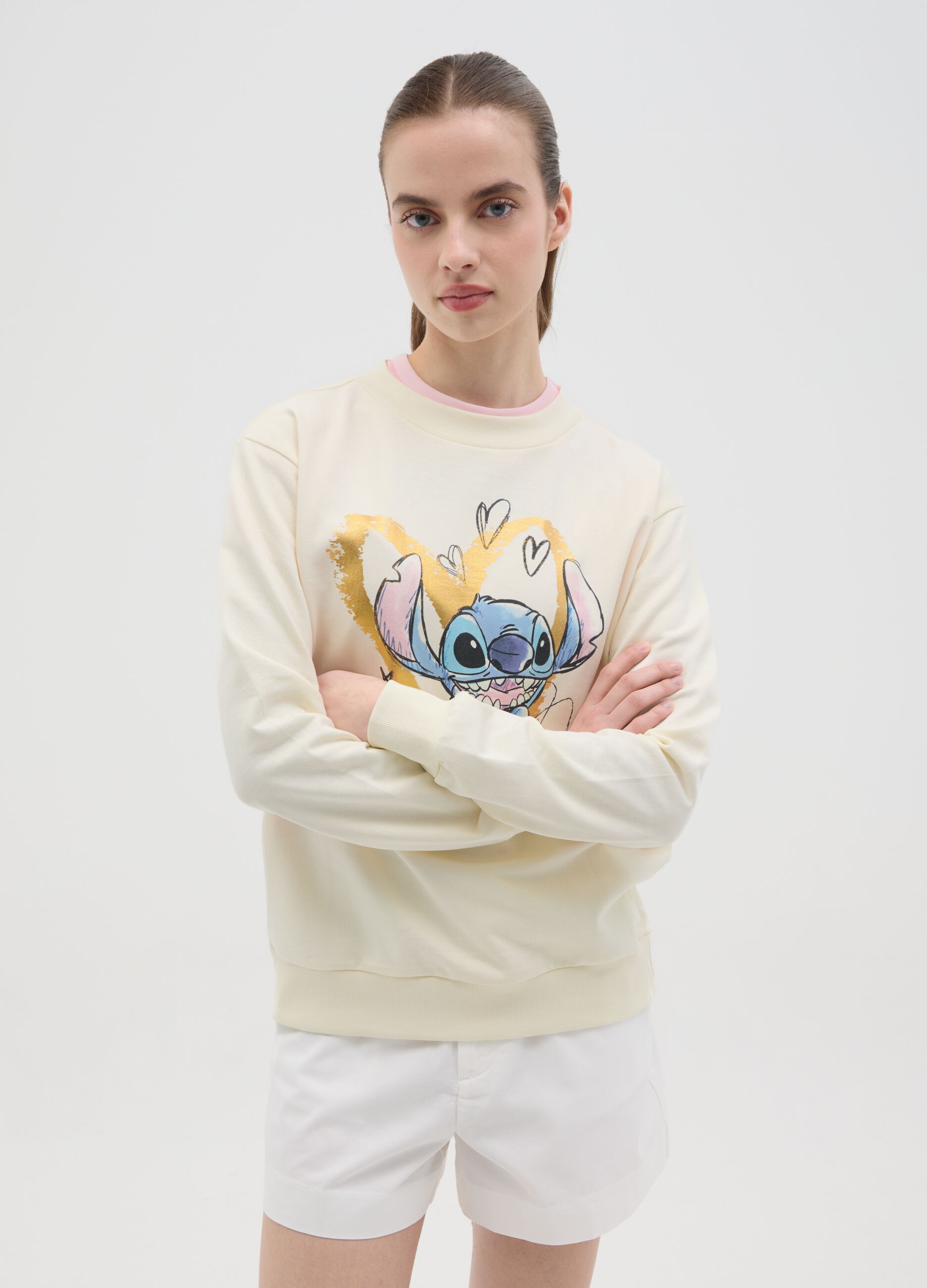 White sweatshirt with Stitch print in foil