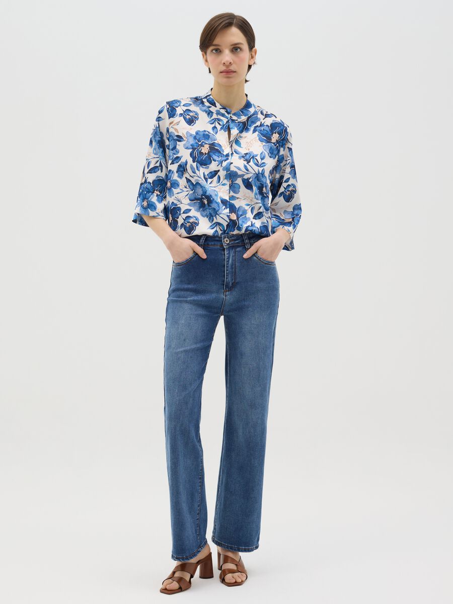 White and blue floral blouse with kimono sleeves_1