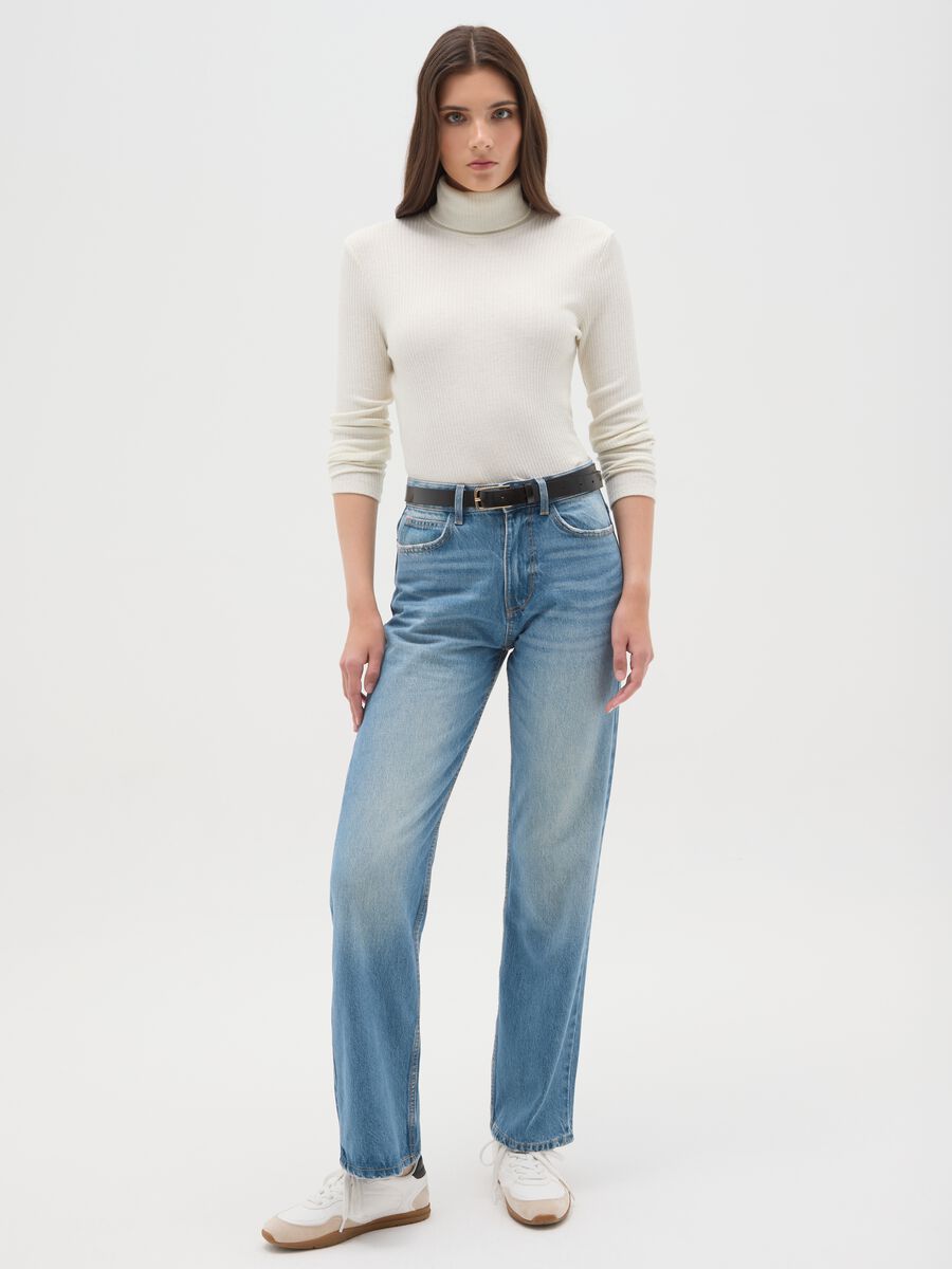 Maglia girocollo con maniche lunghe a righe bianca regular fit_1