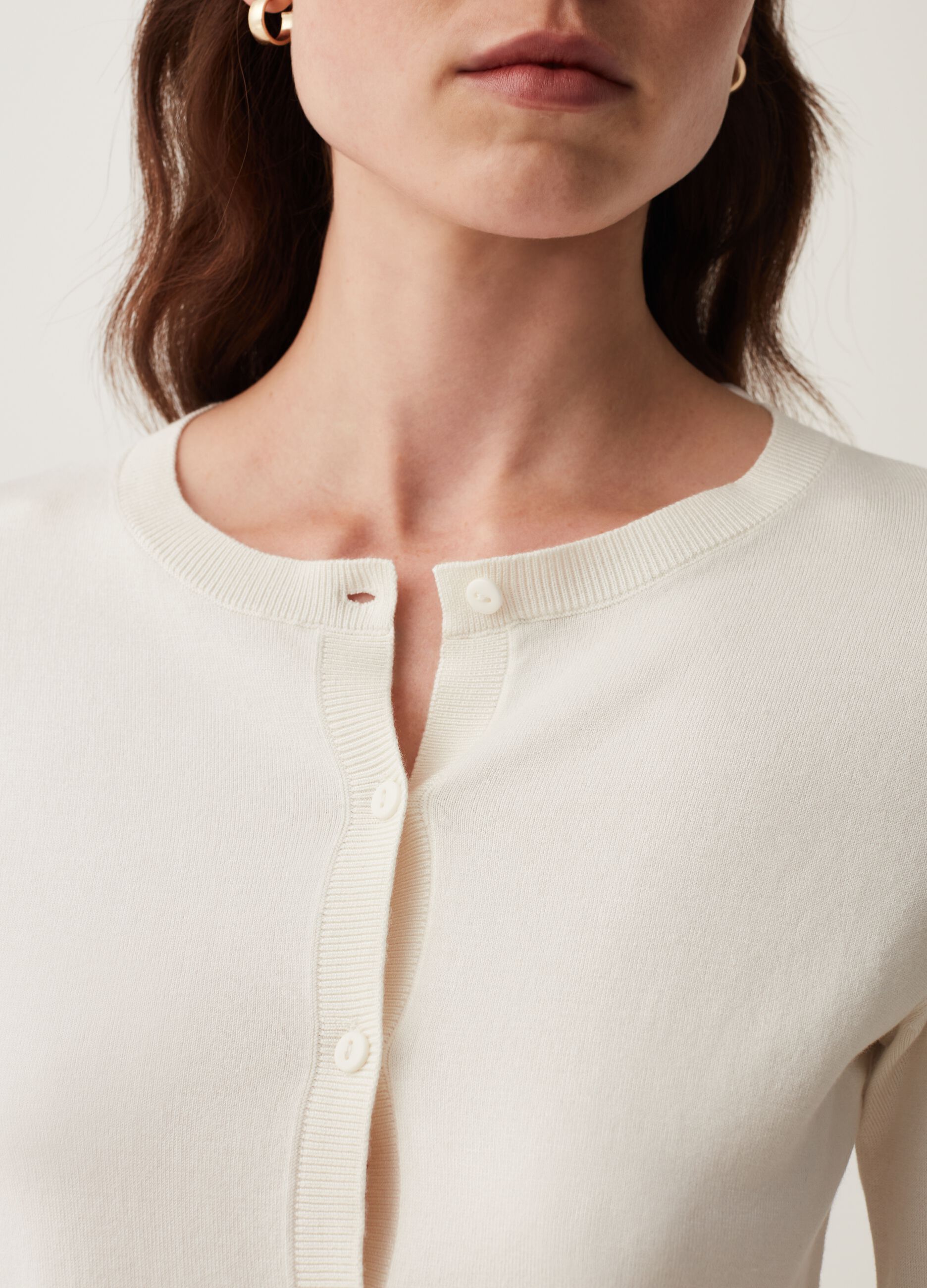 Cardigan con scollo rotondo_3