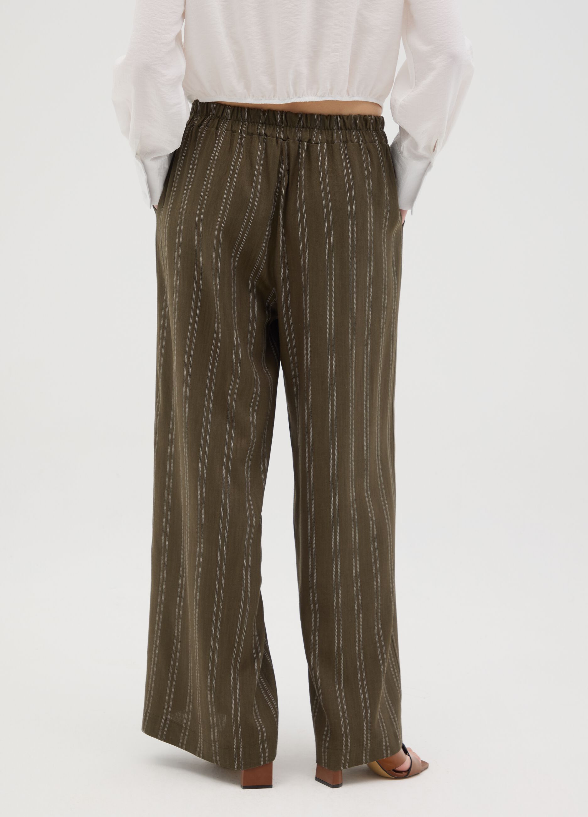 Women's Green Regular Fit Trousers