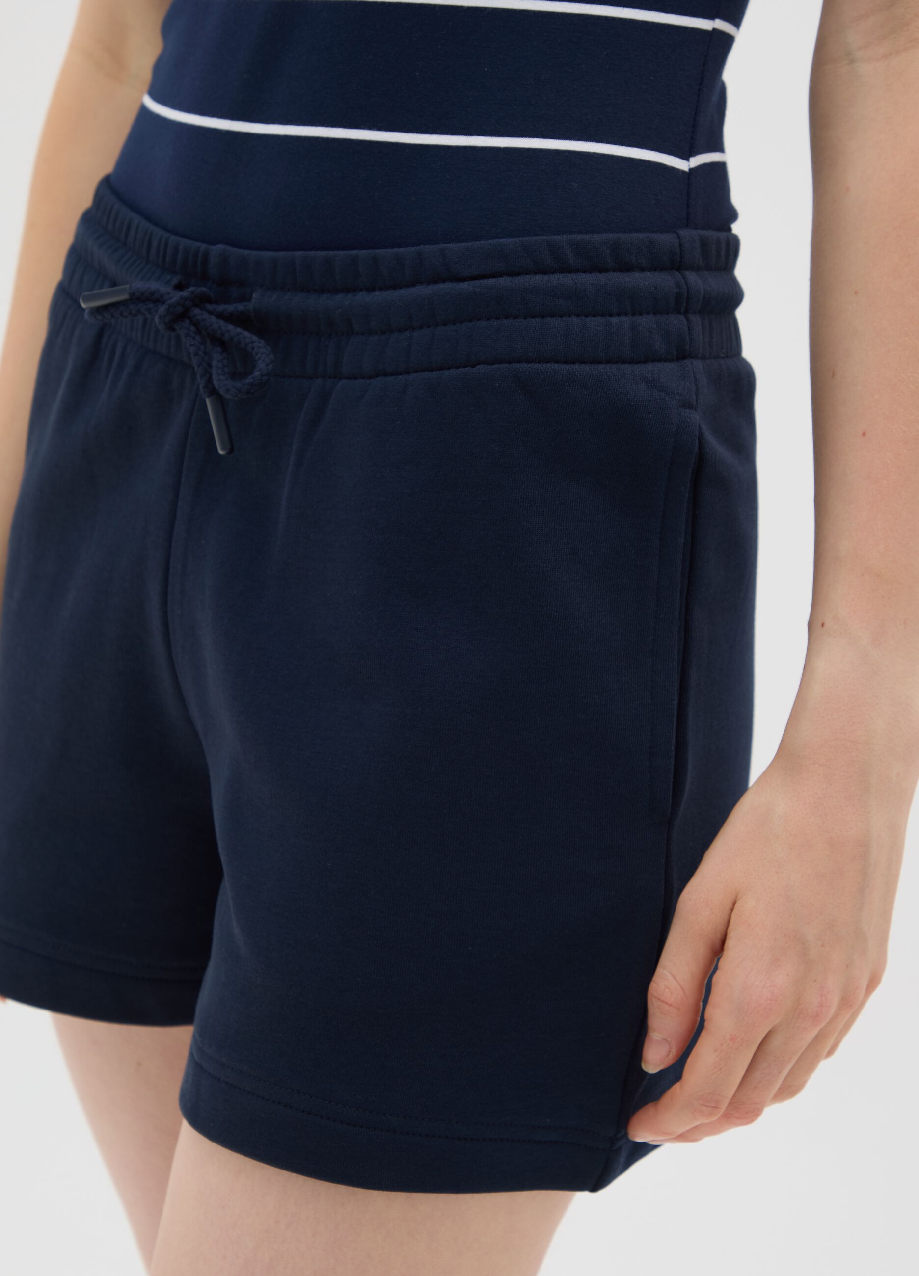 Women's regular fit blue cotton shorts