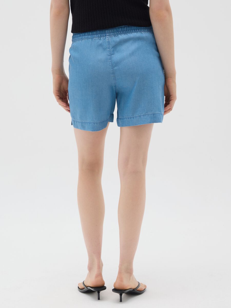 Shorts da donna in lyocell azzurri regular fit_2
