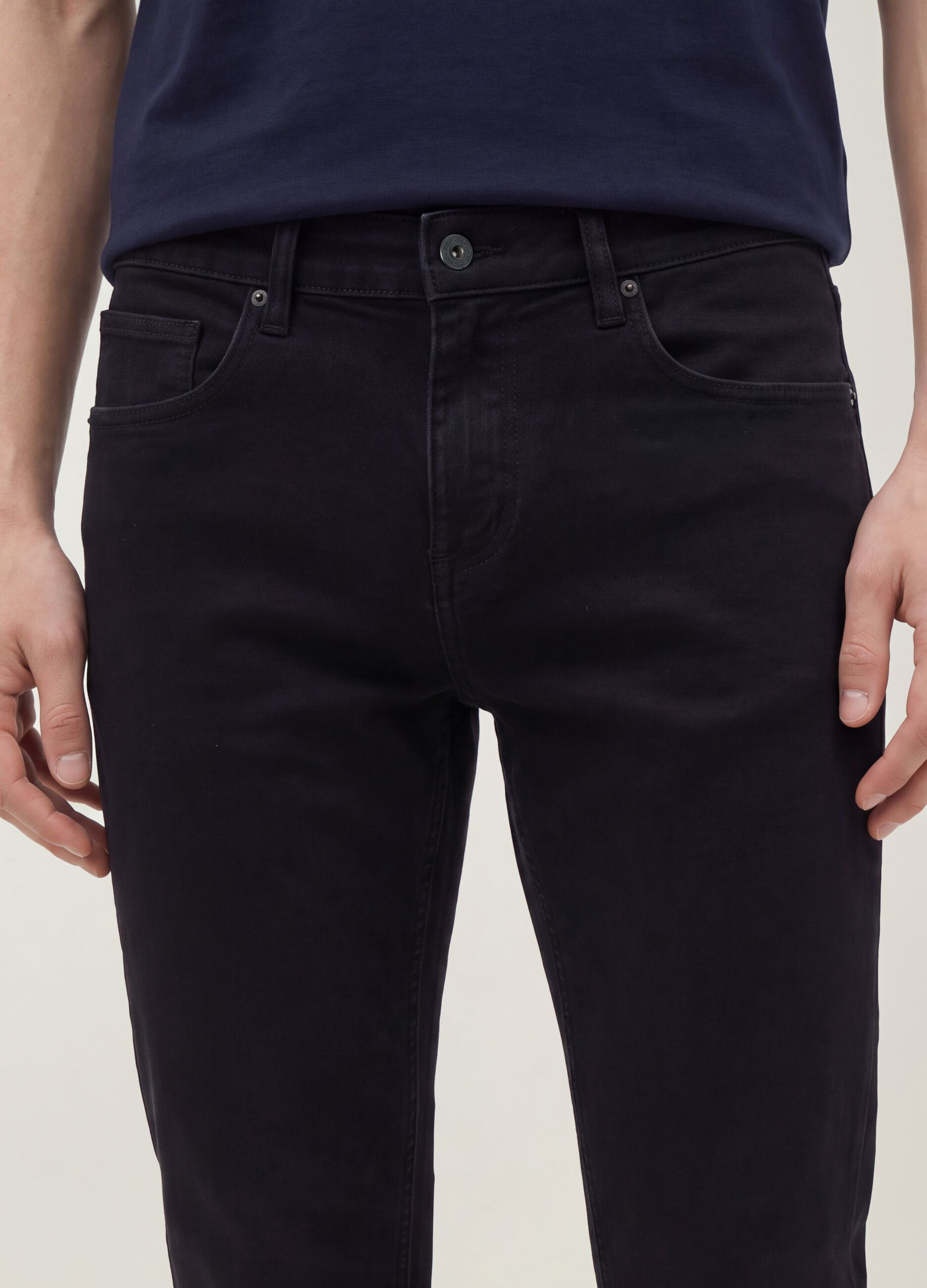 Black skinny-fit denim jeans in stretch cotton