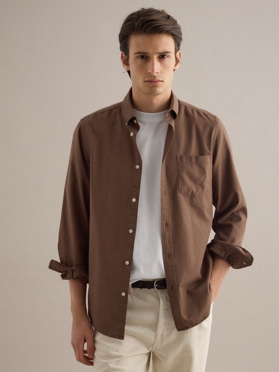Camicia marrone in puro cotone regular fit_1