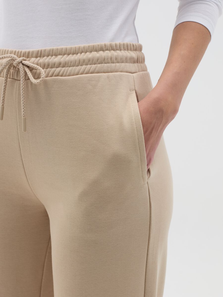 Essential straight-fit joggers with drawstring_3