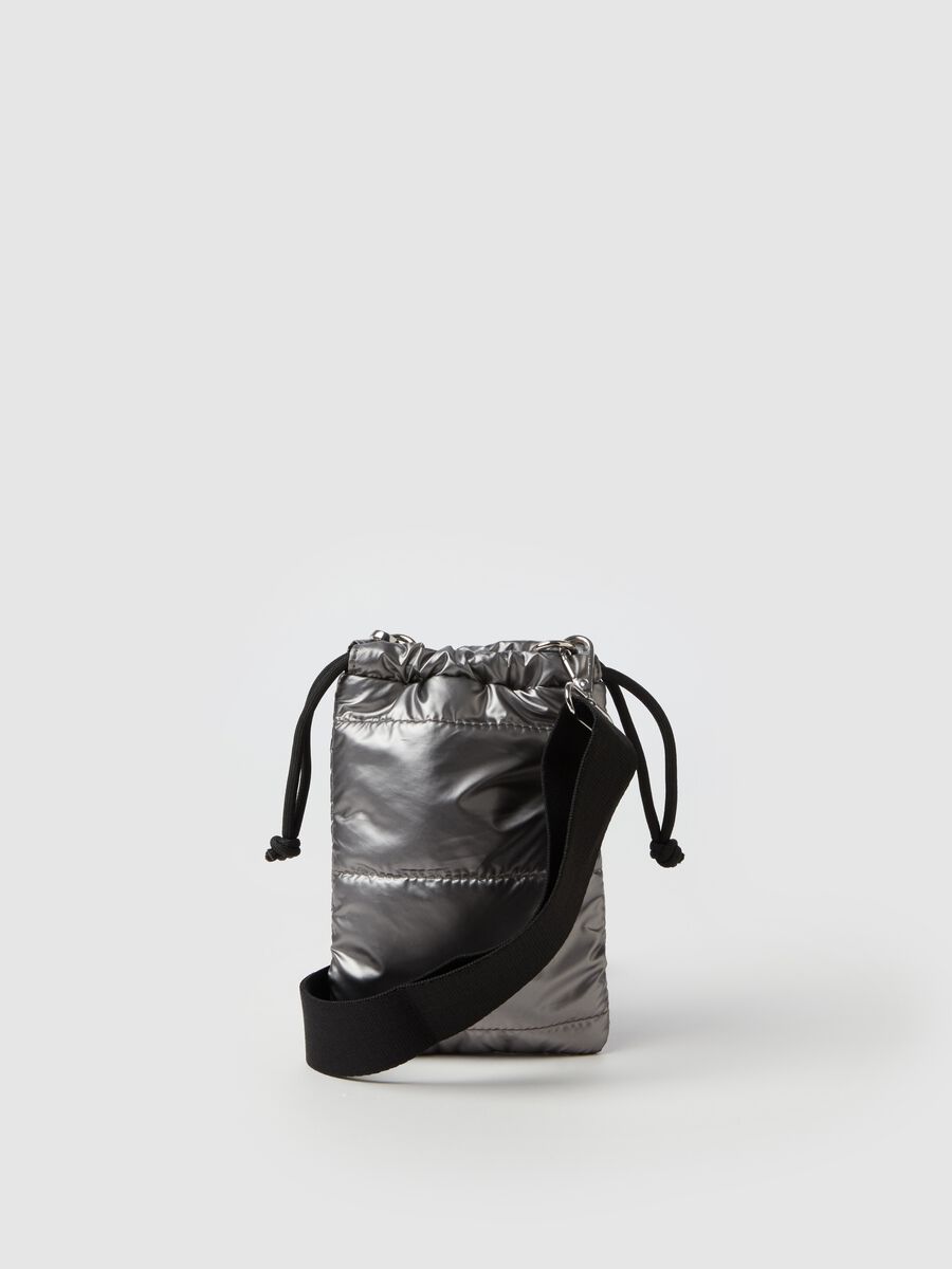 Metallic-effect quilted mobile phone holder_1