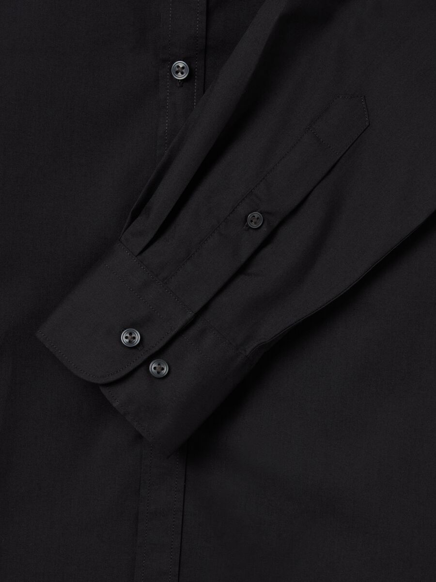 Slim-fit solid colour easy-iron shirt_5