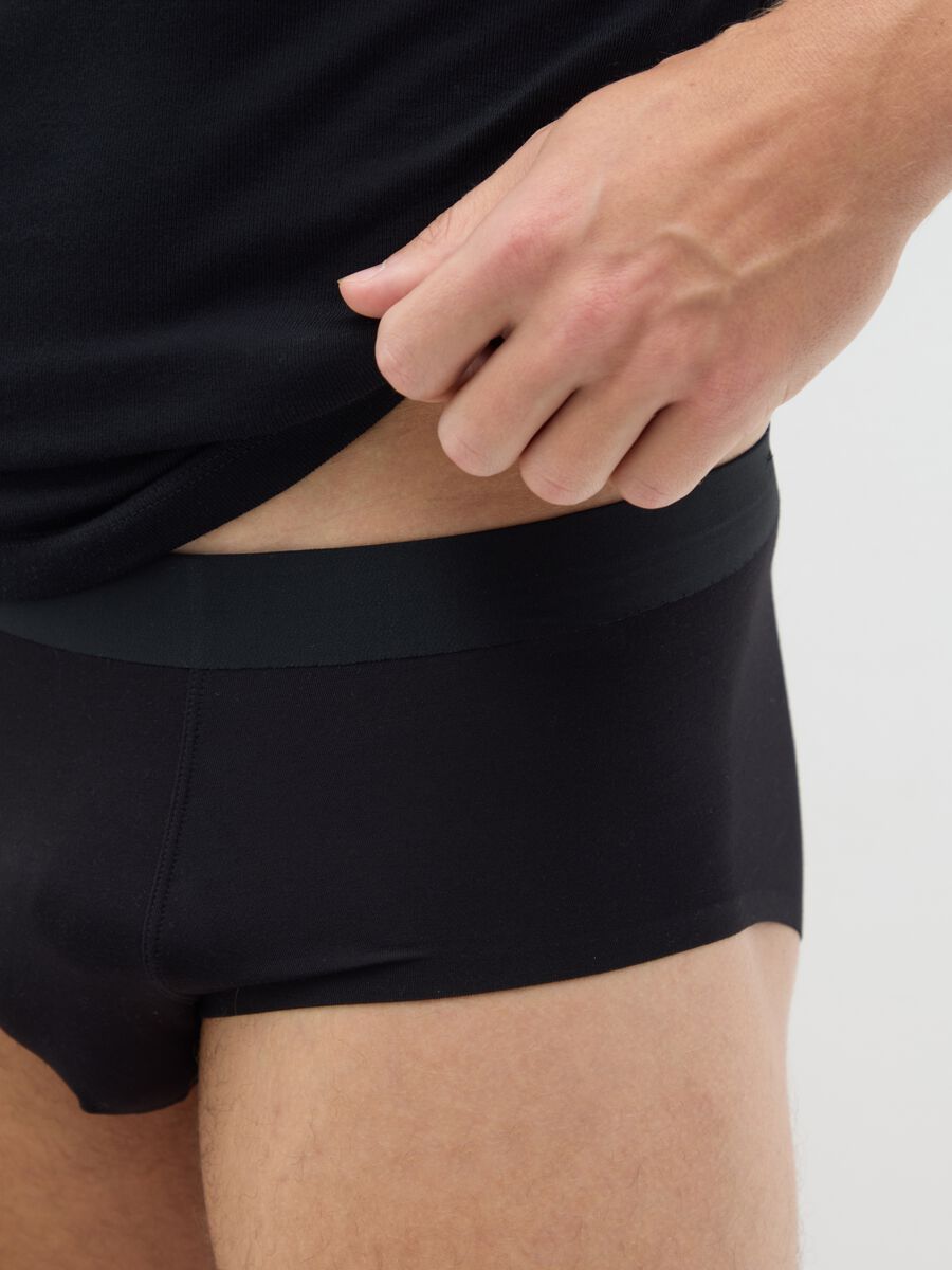 Two-pair pack briefs in stretch modal_2