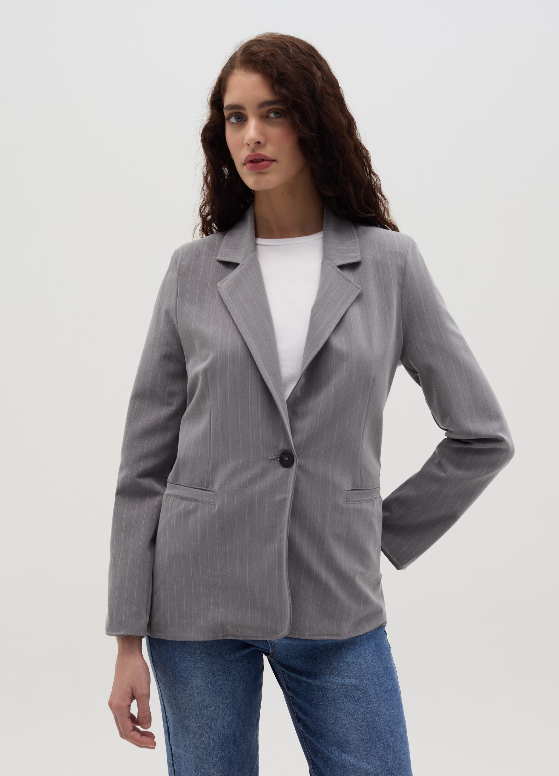 Single-breasted pinstriped blazer