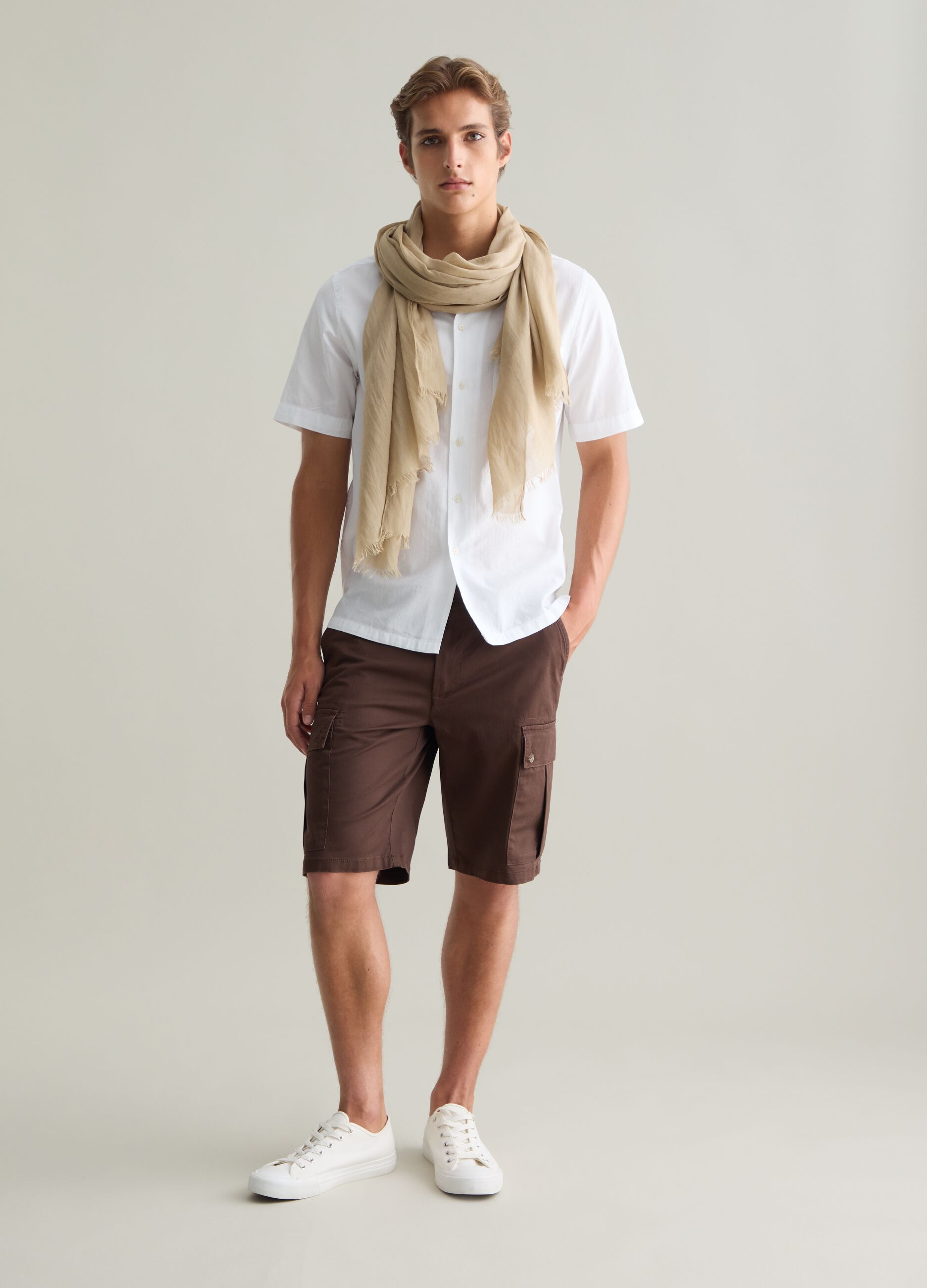 Men's scarf in pure beige cotton with fringes