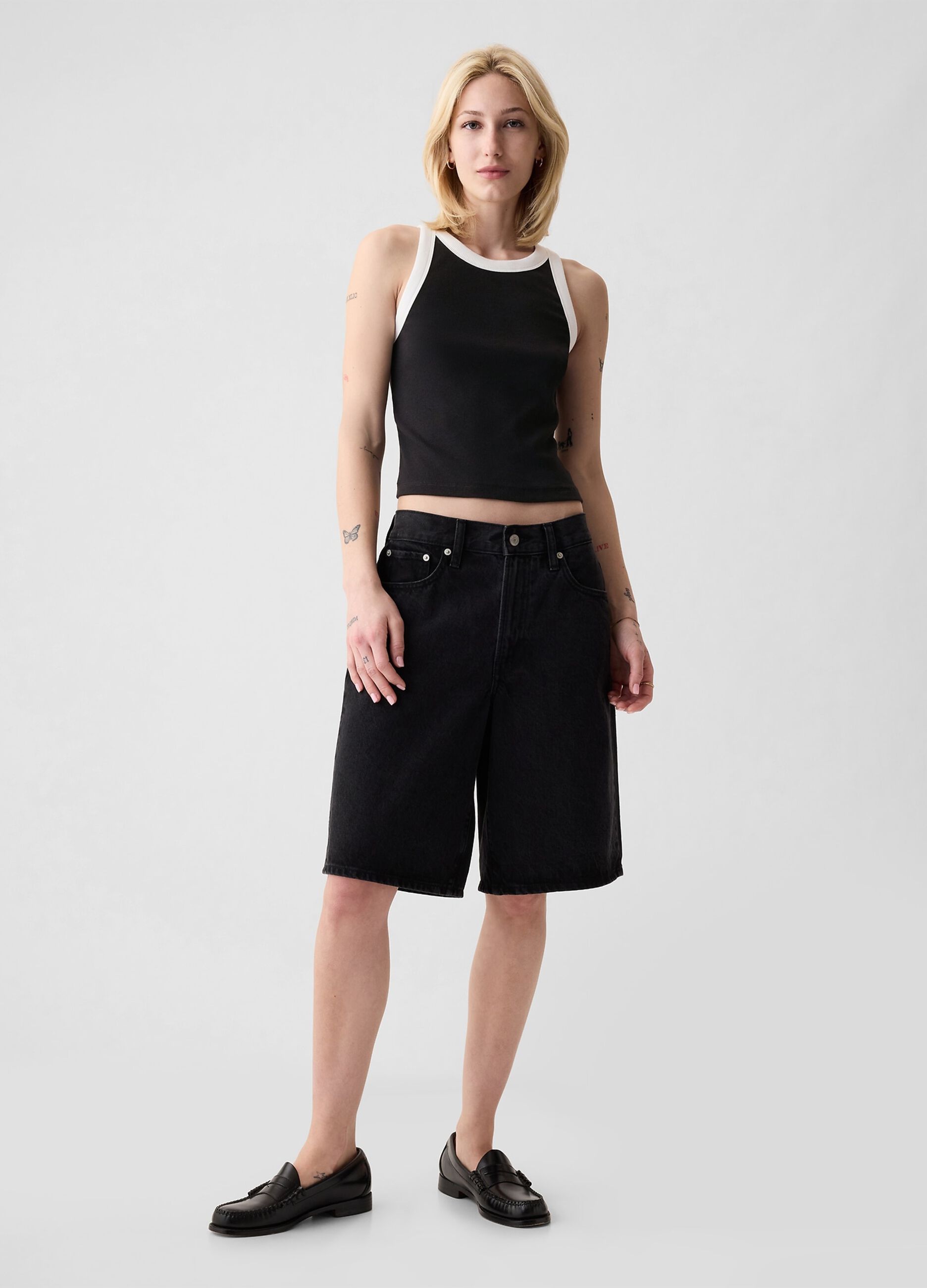 Ribbed crop tank top with halter neck