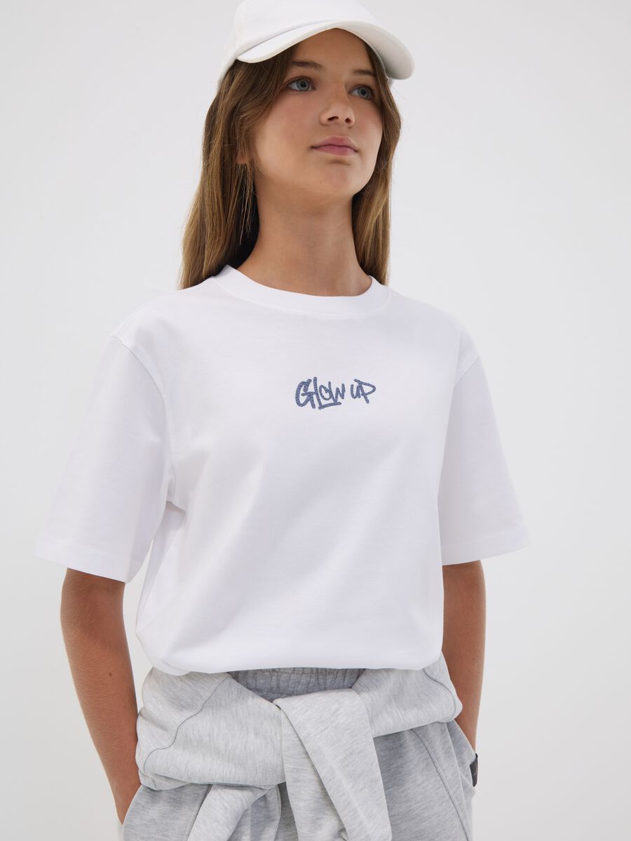 White pure cotton T-shirt with ribbed neckline and &lsquo;Glow Up&rsquo; slogan_0