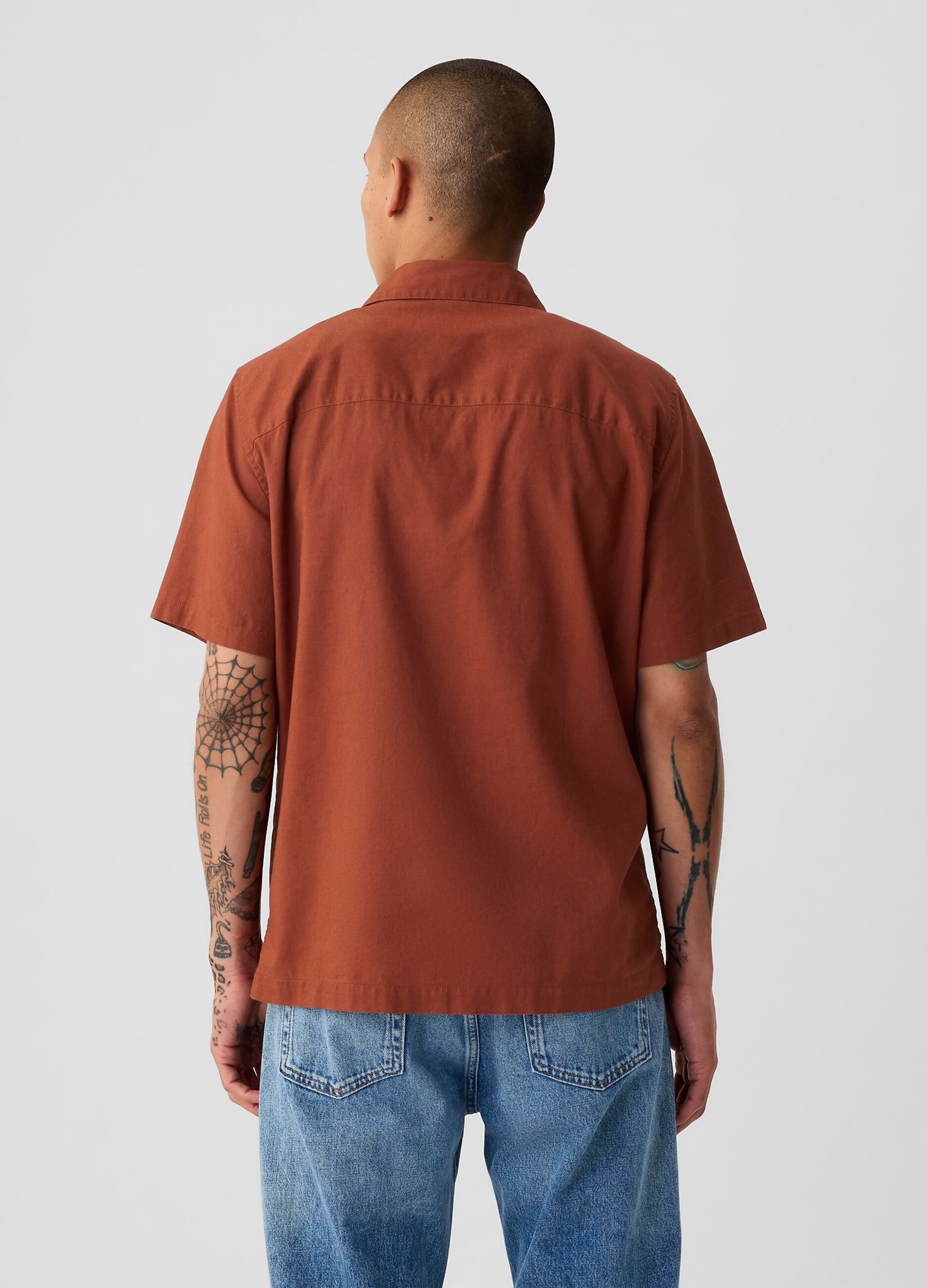 Linen and cotton short-sleeved shirt