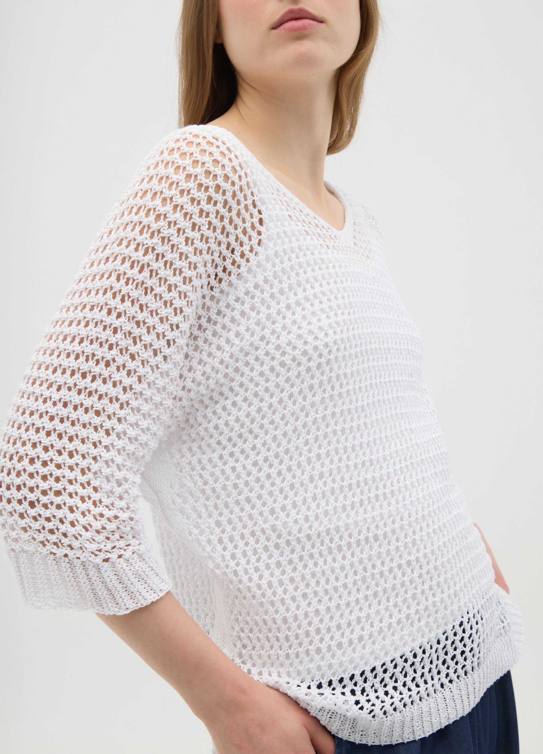 Women's white cotton regular fit jumper