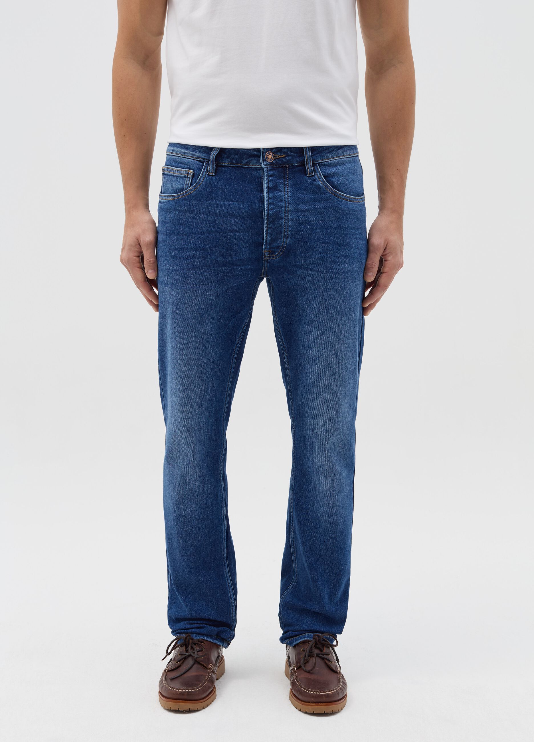Slim-fit stretch jeans