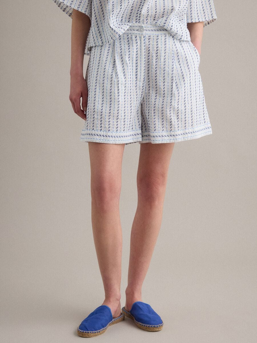 Shorts bianchi in puro cotone a righe_1