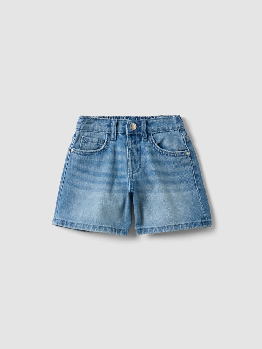 Girls&rsquo; blue denim shorts in 100% cotton, regular fit, with star detail_0