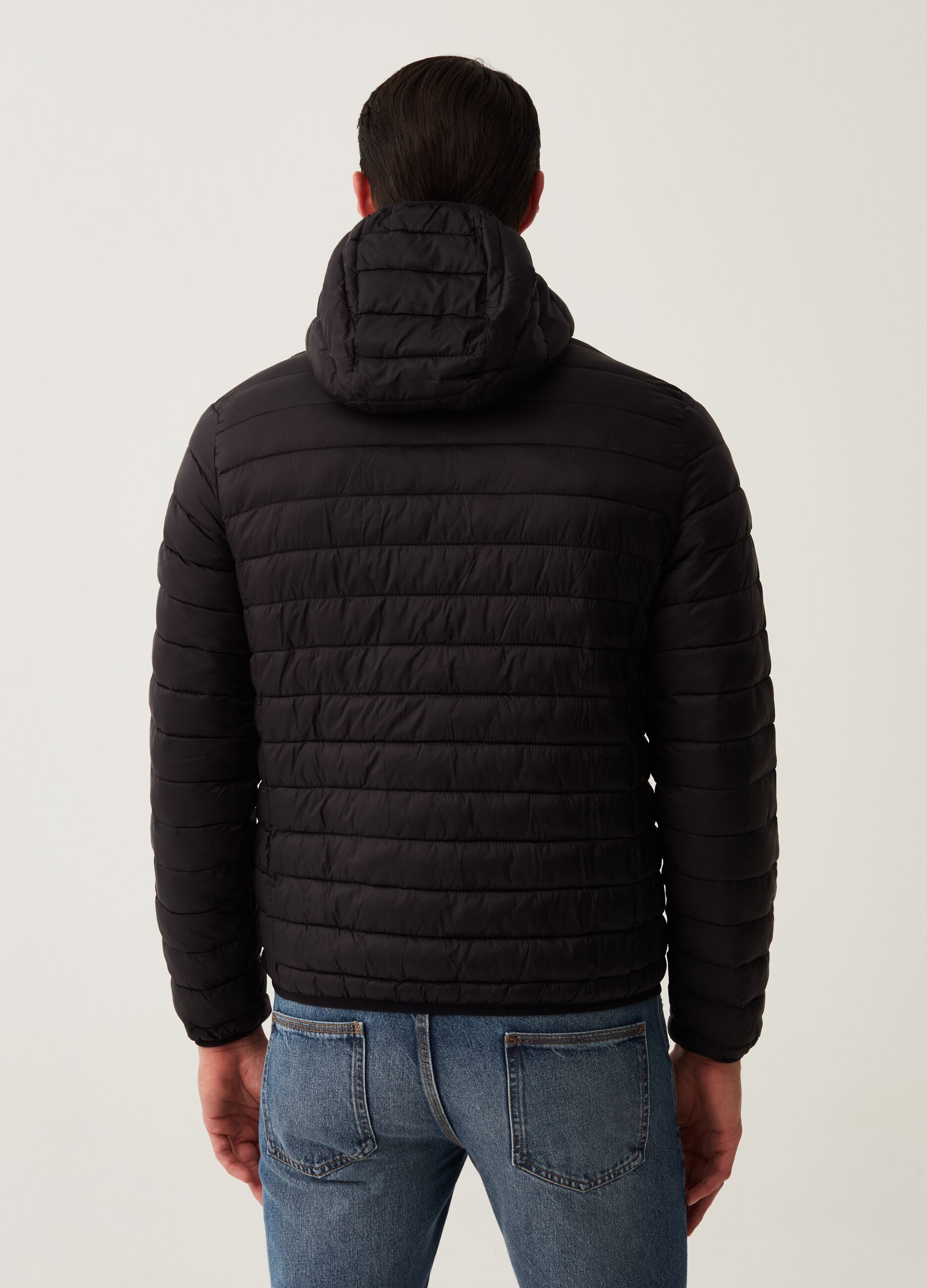 Piumino ultralight con cappuccio_2