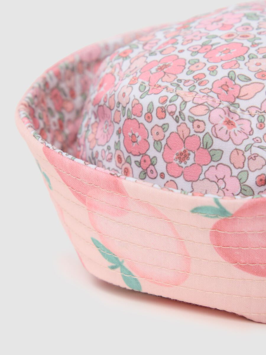 Multicolour cotton blend baby hat with floral design_1