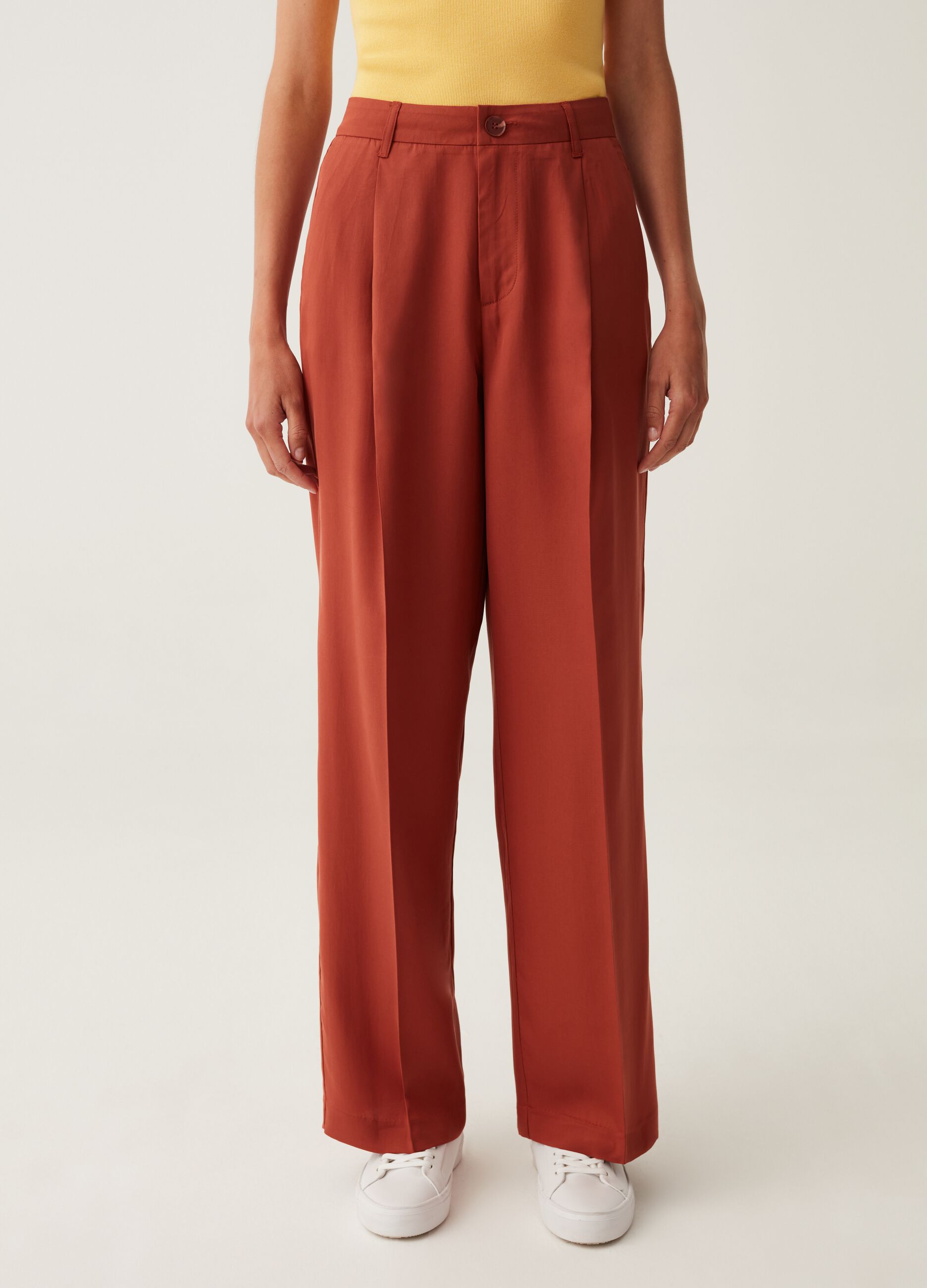 Pantaloni palazzo a vita alta_1