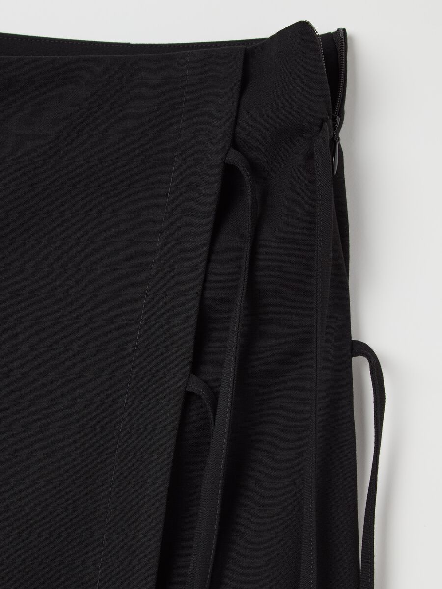 Wraparound miniskirt with laces_5