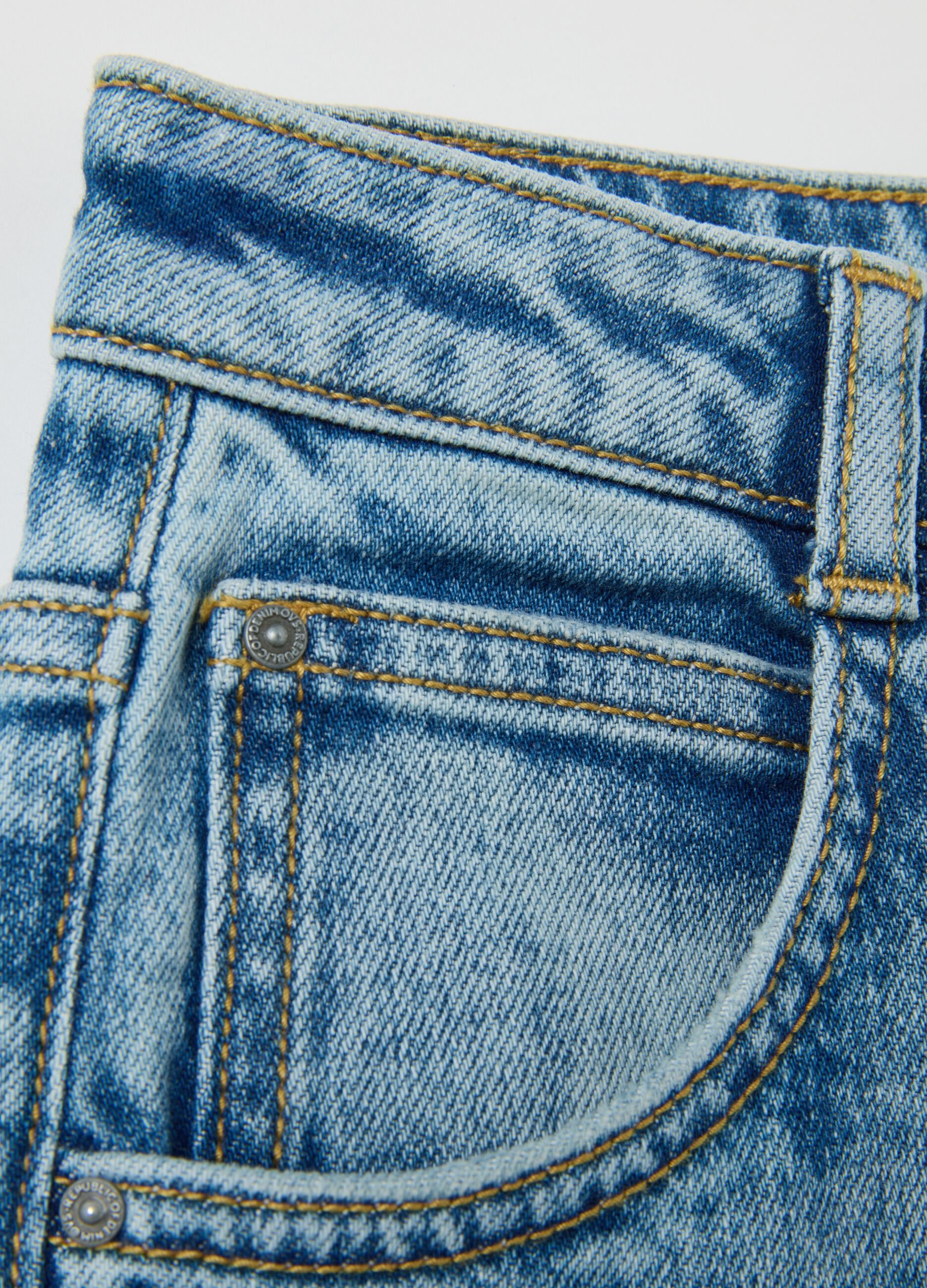 Jeans da bambino in denim loose fit