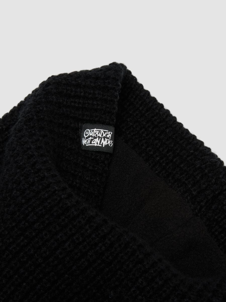 Sciarpa a collo nero in maglia_4