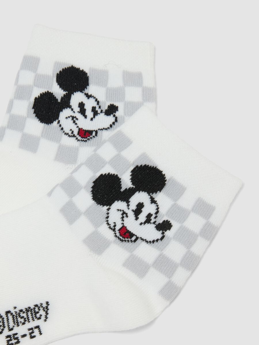 Tripack di calze corte multicolor in cotone organico elasticizzato a tema Mickey_1