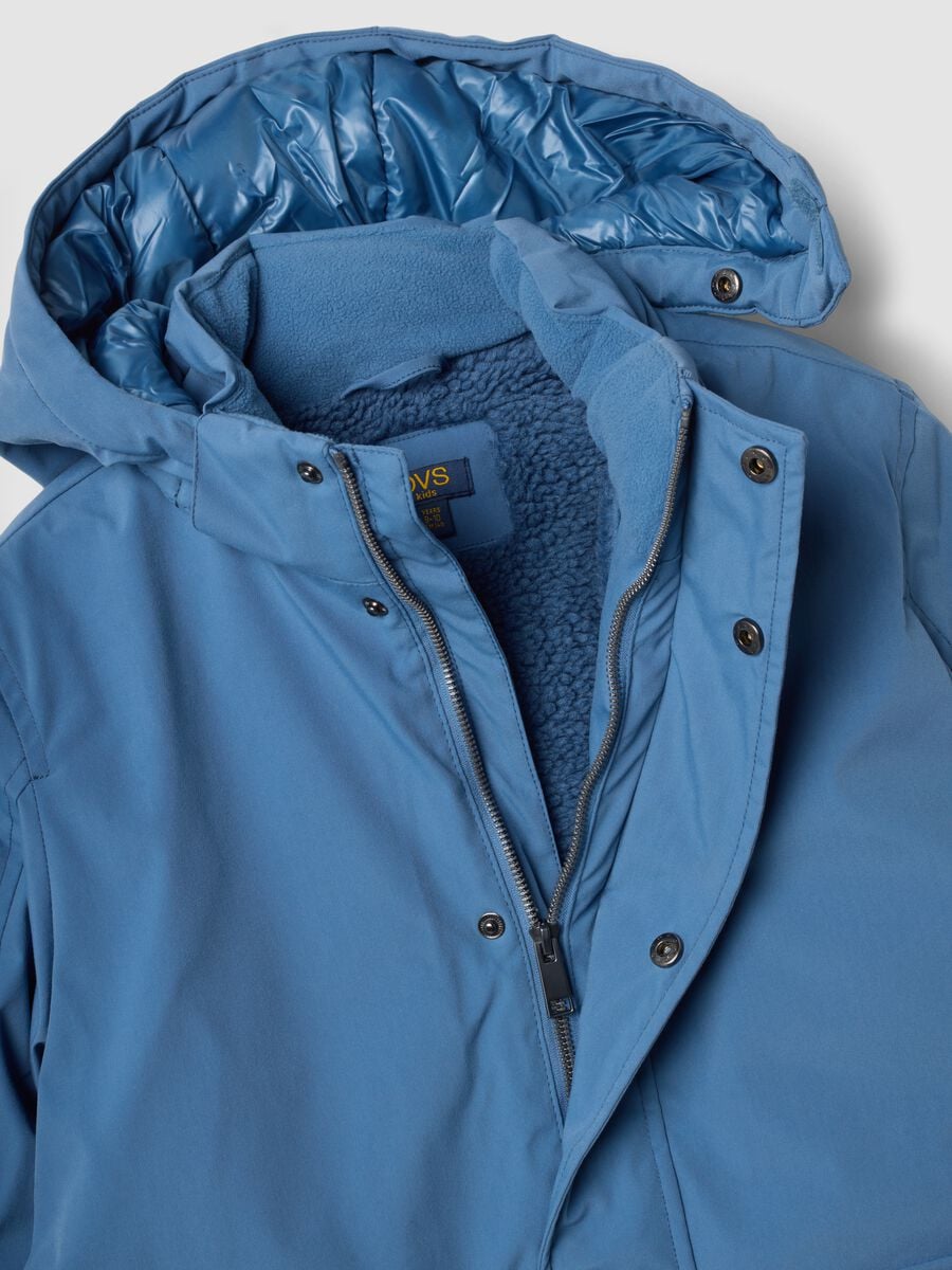 Long padded blue parka with detachable hood, oversized fit_2