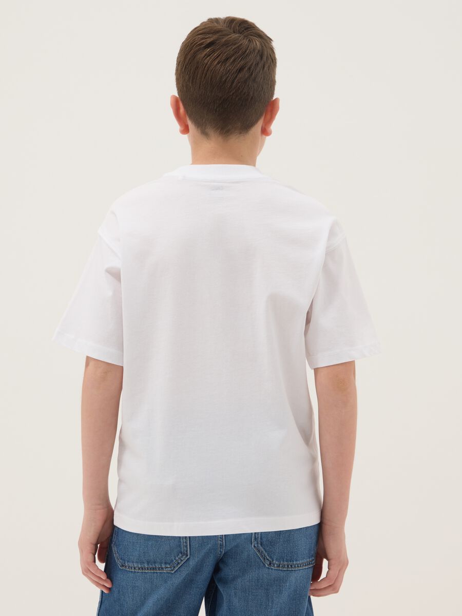White pure cotton boys&rsquo; T-shirt with oversized fit and print_1