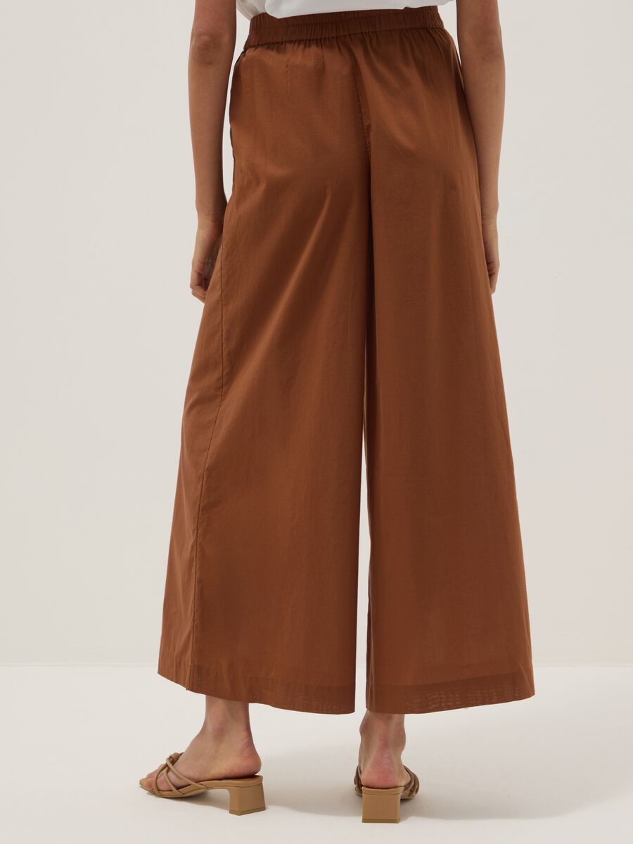 Brown regular-fit pure cotton trousers_2