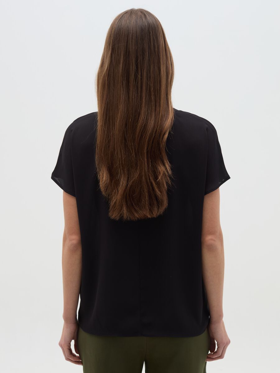 Solid colour blouse in crêpe_2