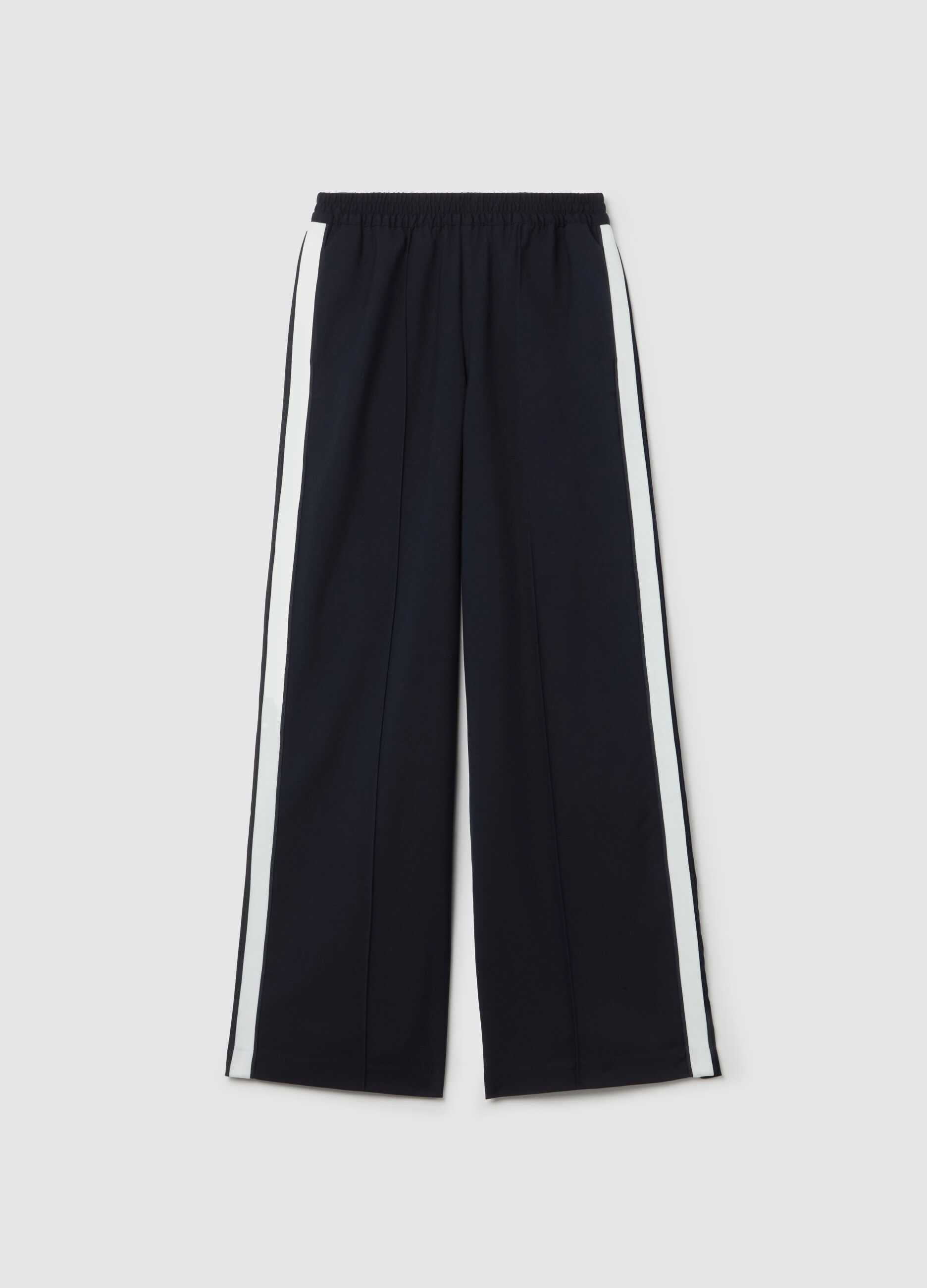 Pull-on trousers with contrasting bands
