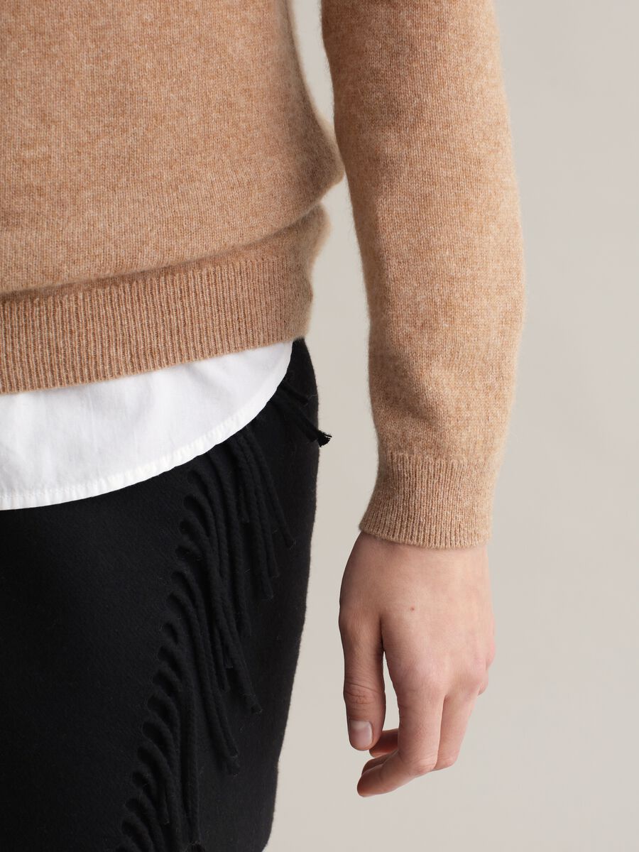 Cashmere pullover with round neck with fold_2