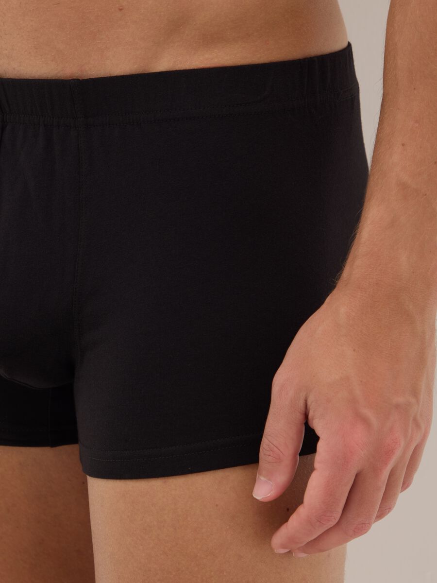Multipack of black stretch cotton boxers with regular fit_3