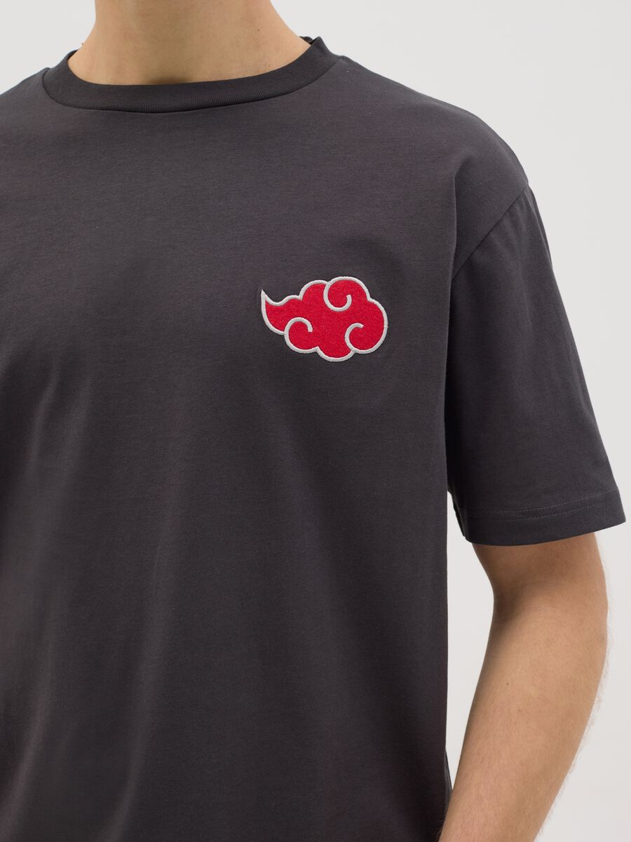 Black T-shirt with Itachi Uchiha print_3