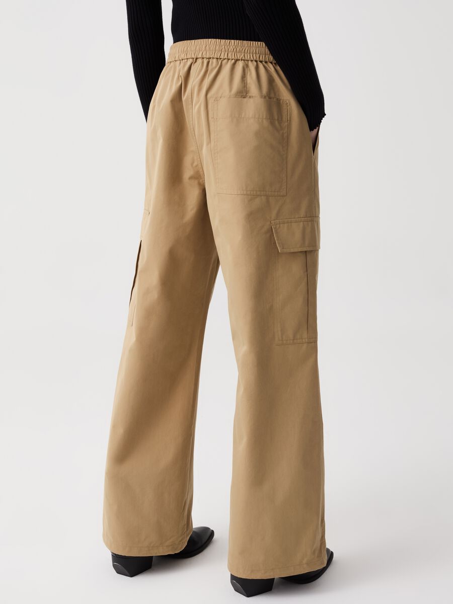 Cargo trousers in poplin_2