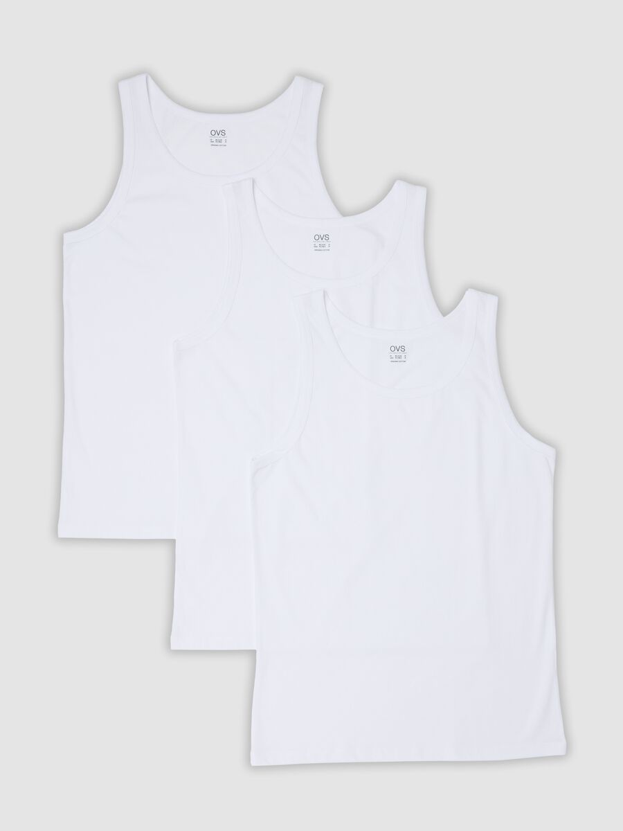 Three-pack of white organic cotton vests_4