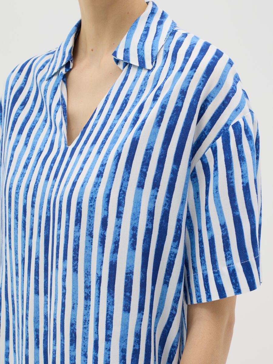 Viscose blouse with polo neck_3