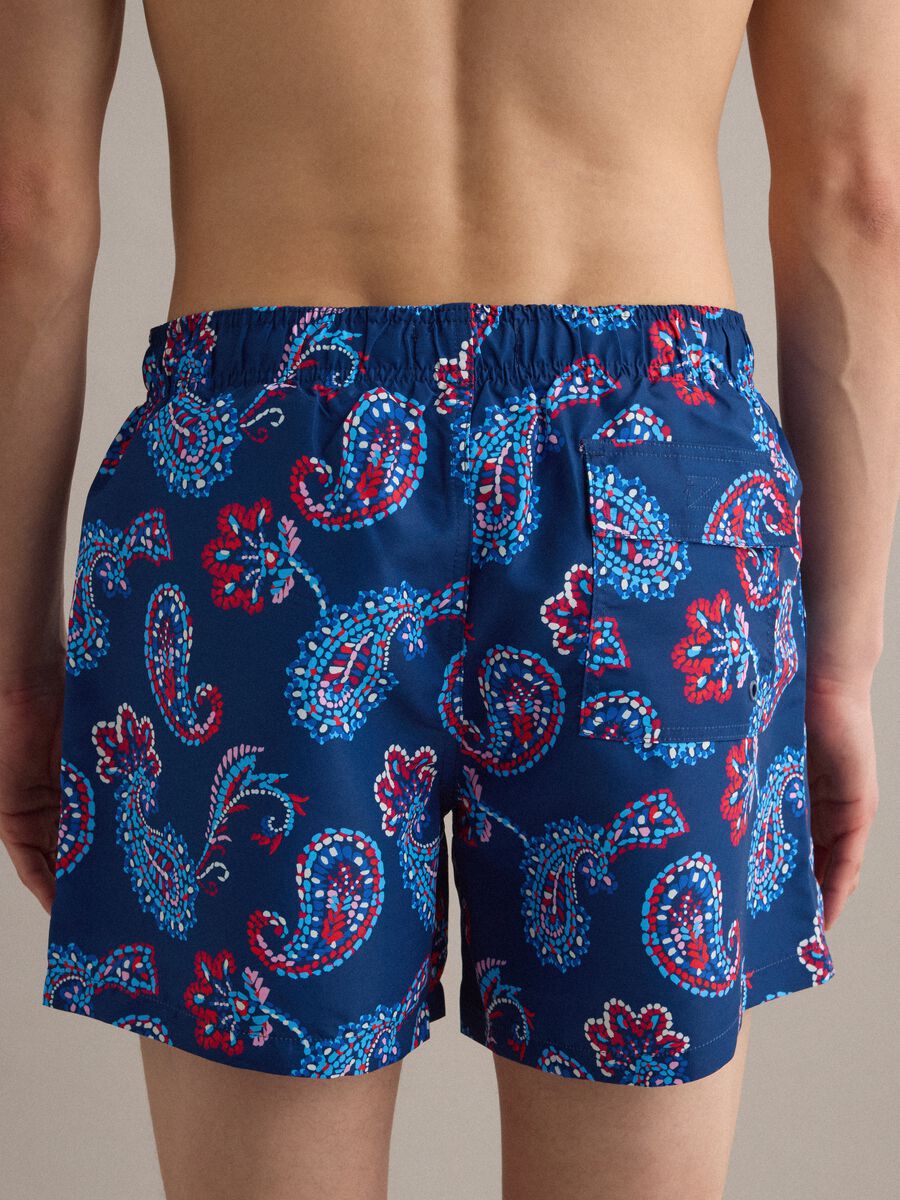 Boxer mare blu con stampa paisley e coulisse_3