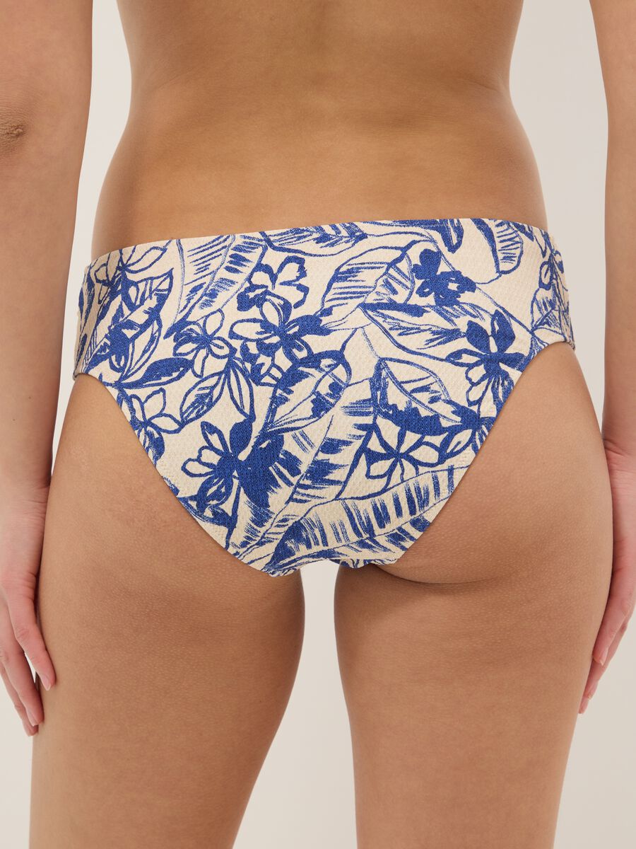 Slip bikini blu e beige in tessuto elasticizzato_2