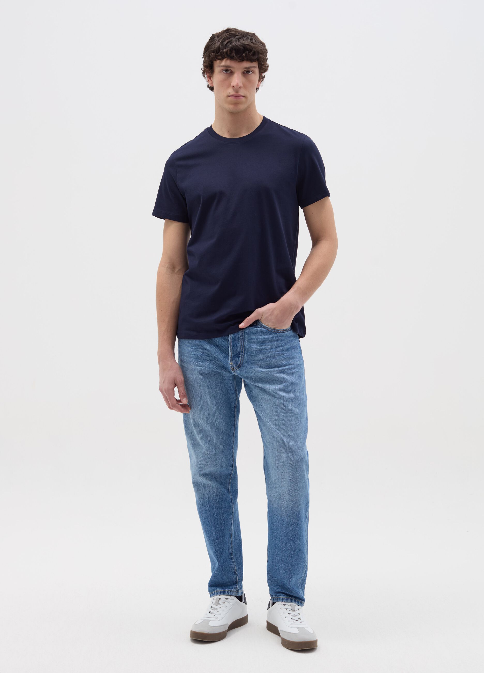 Relaxed-fit T-shirt with round neck