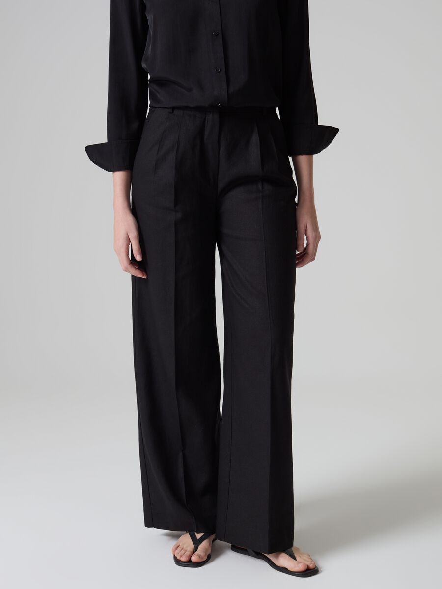 Contemporary wide-leg palazzo trousers_1