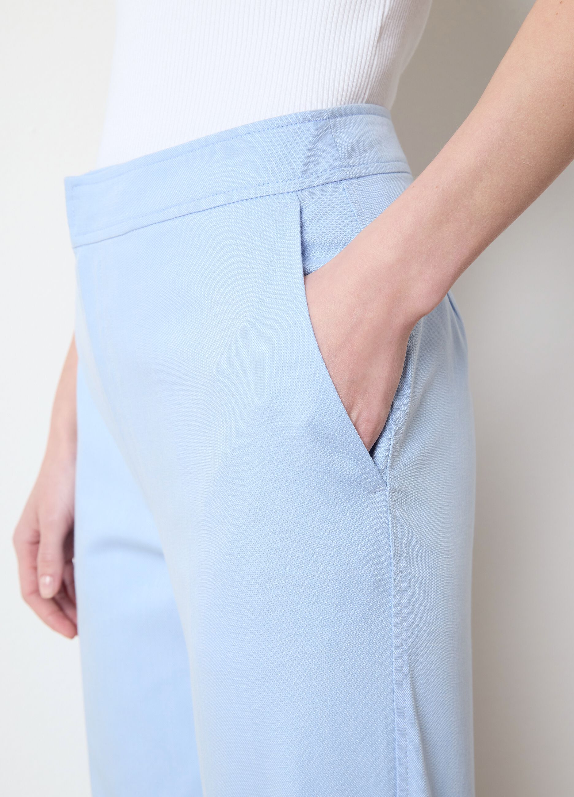 Regular-fit cotton and Lyocell trousers