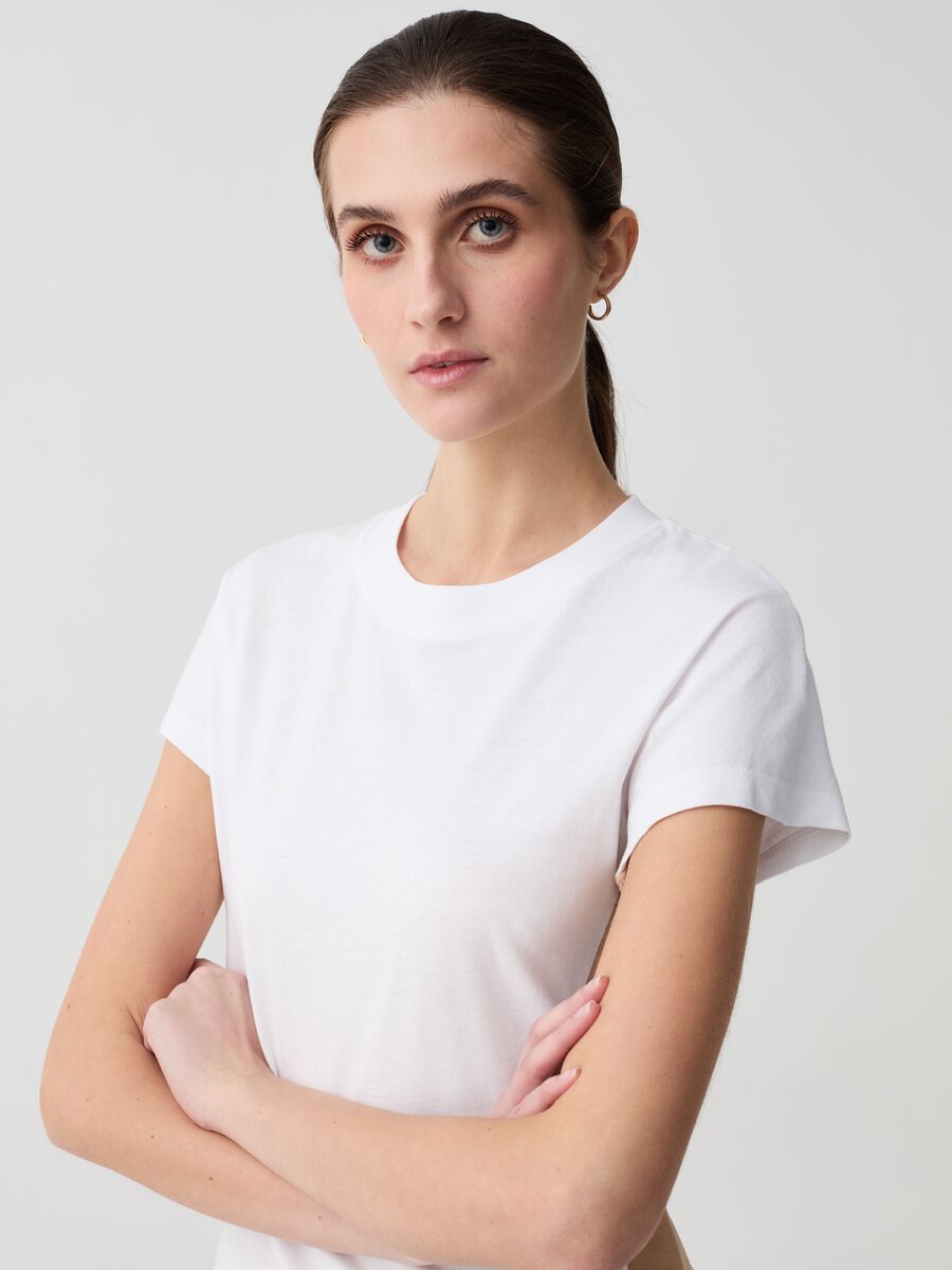 Essential T-shirt with contrasting bands_1
