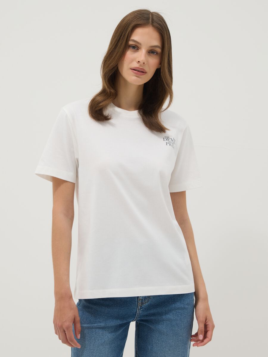 White pure cotton T-shirt with "The Devil Wears Prada" print, oversized fit_1
