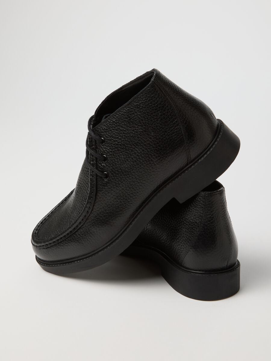 Black genuine leather loafers_2